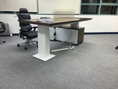 相對(duì)于傳統(tǒng)辦公桌,智能升降桌好嗎?