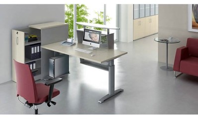 智能升降桌的普及已成為辦公趨勢